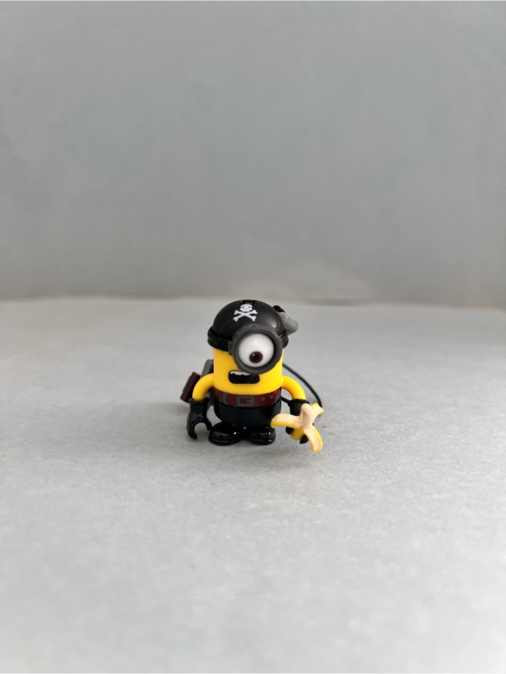 Minions Pirate Eye Matie Minifigure